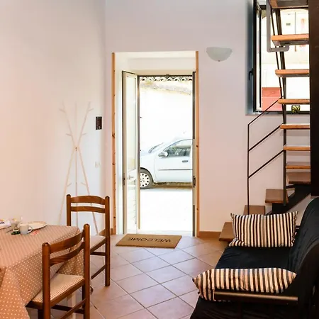 La Lanterna Casa Vacanze Apartment